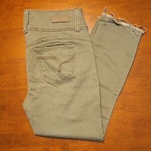 YMI Women's Olive Cropped Jeans